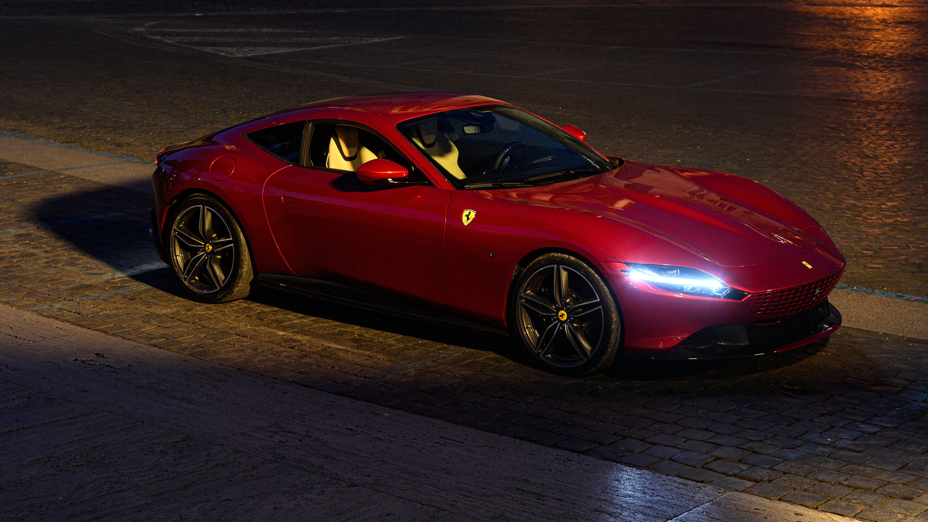 英超决胜时刻：悬念到最后一秒！，英超决赛一般在几月