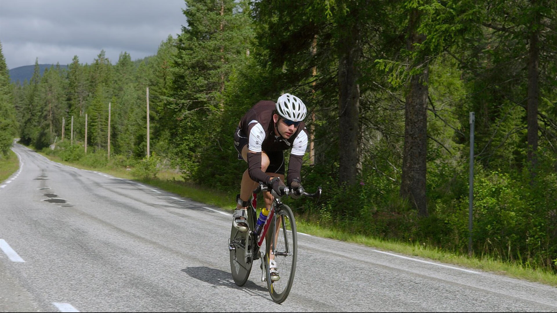国际乒联巡回赛中国选手包揽男单前四名，国际乒联世界巡回赛总决赛参赛选手
